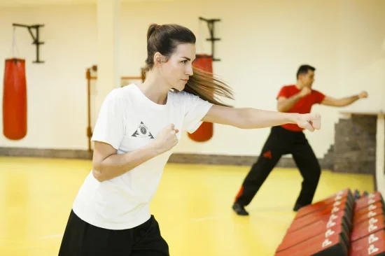 Wing-Tsun Training für Erwachsene | SGU Wing Tsun Kampfkunstschulen